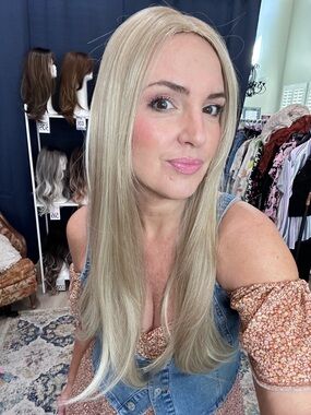 LACE FRONT Full Size Topper: Light Blonde 22-24” Straight